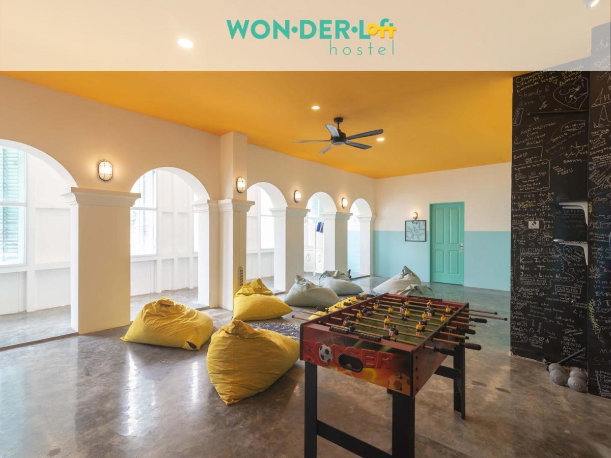 Wonderloft Hostel Kota Tua Джакарта Екстериор снимка